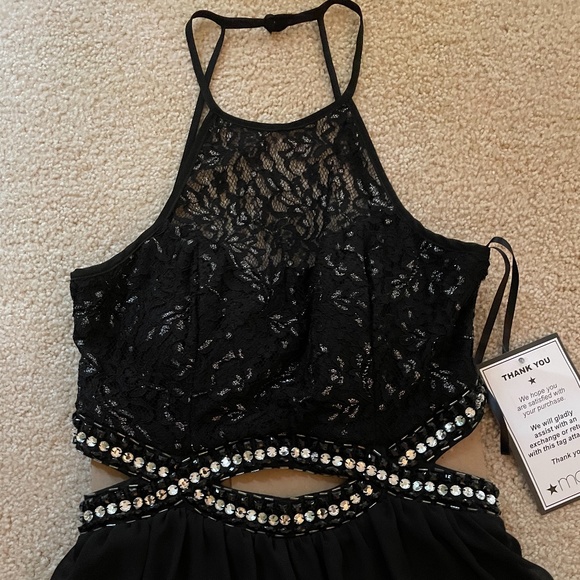 Nwt  darlin cut out lace and beaded black mini formal dr… - Picture 2 of 9